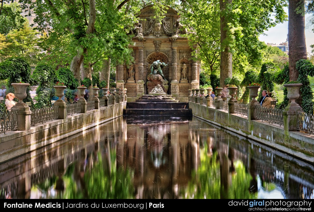 Weekly Facebook Cover Photo: Fontaine Medicis, Paris