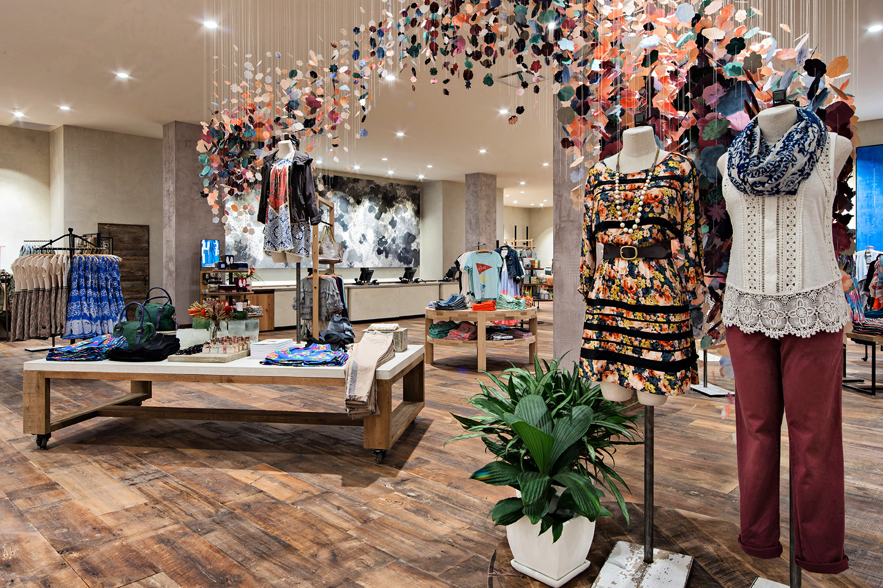 retail-interiors-photography-montreal-anthropologie-clothing-store-03