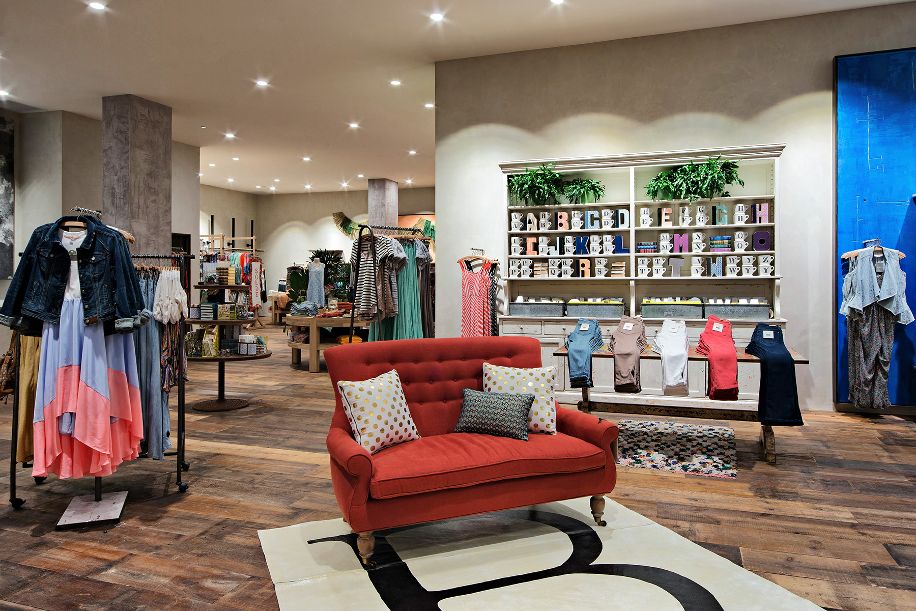 retail-interiors-photography-montreal-anthropologie-clothing-store-04